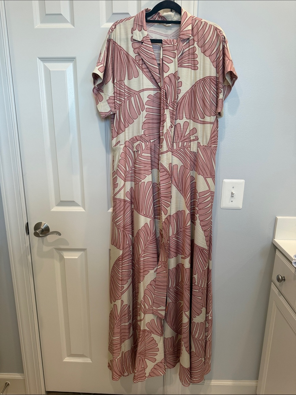Relaxed Maxi Shirt Dress in Dusty Rose Leaf Print